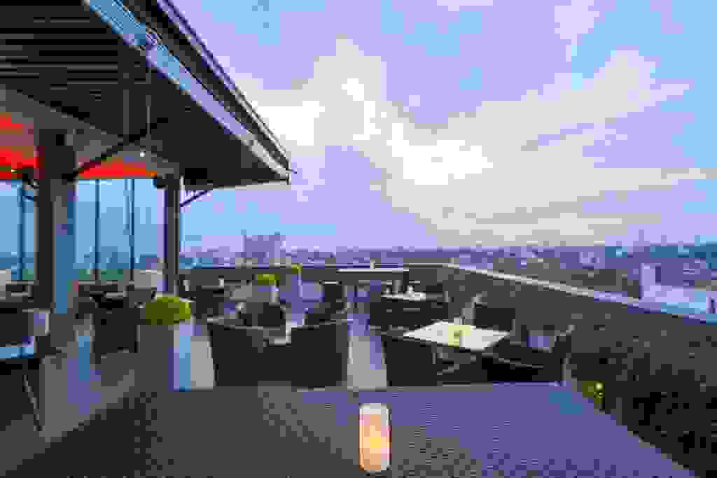 Vu Resto-Bar Rooftop