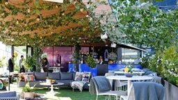 Rooftop Garden Bar at Clarion Sign Logo